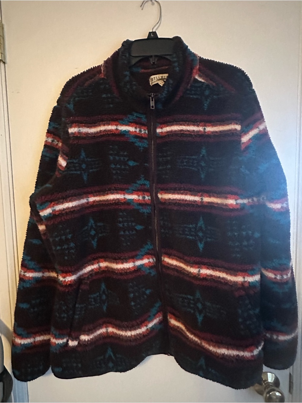 Women’s Burgundy Patterned Zip-Front Fleece Sweater
